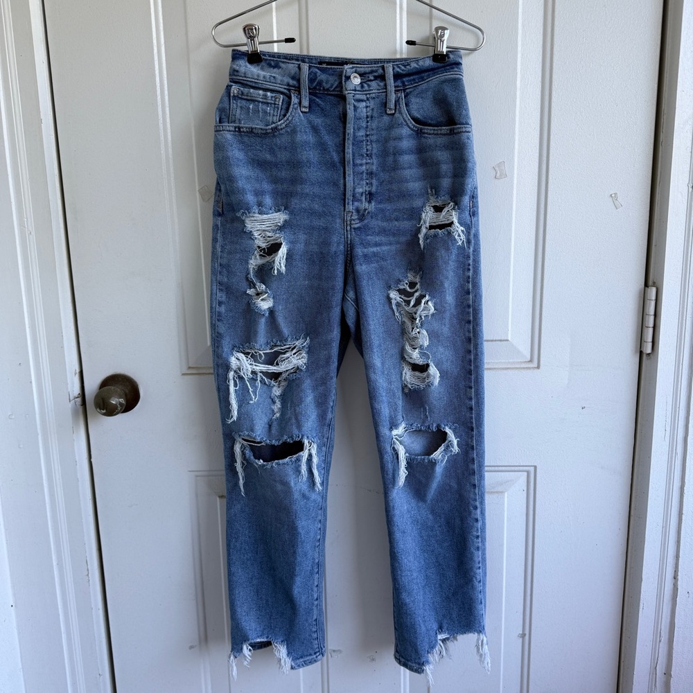 Hollister‎ High-Waisted Ripped Jeans | Size 26/25 | Distressed Y2K Vibe